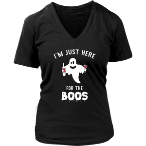 I'm Just Here for the Boos - V-Neck - Lushy Wino