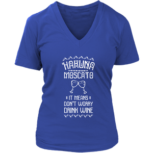 Hakuna Moscato - V-Neck Tee - Lushy Wino