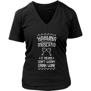 Hakuna Moscato - V-Neck Tee - Lushy Wino